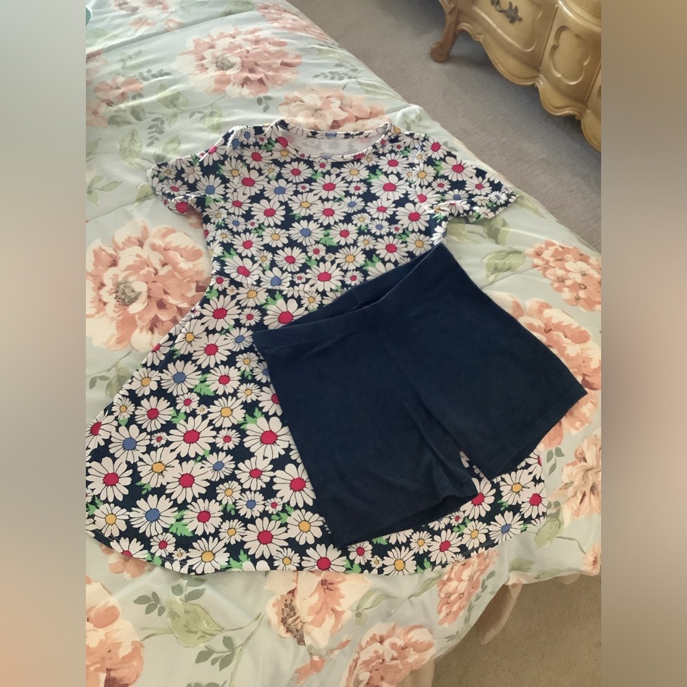 Members Mark 2 piece dress shorts coordinated flowers navy stretchy shor…